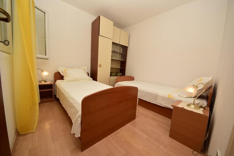 Zora Apartment Сегет Враница Екстериор снимка